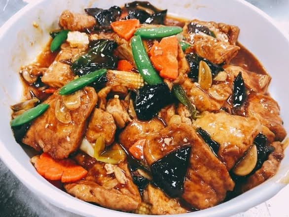 V8 Braised tofu with vegetable 红烧豆腐